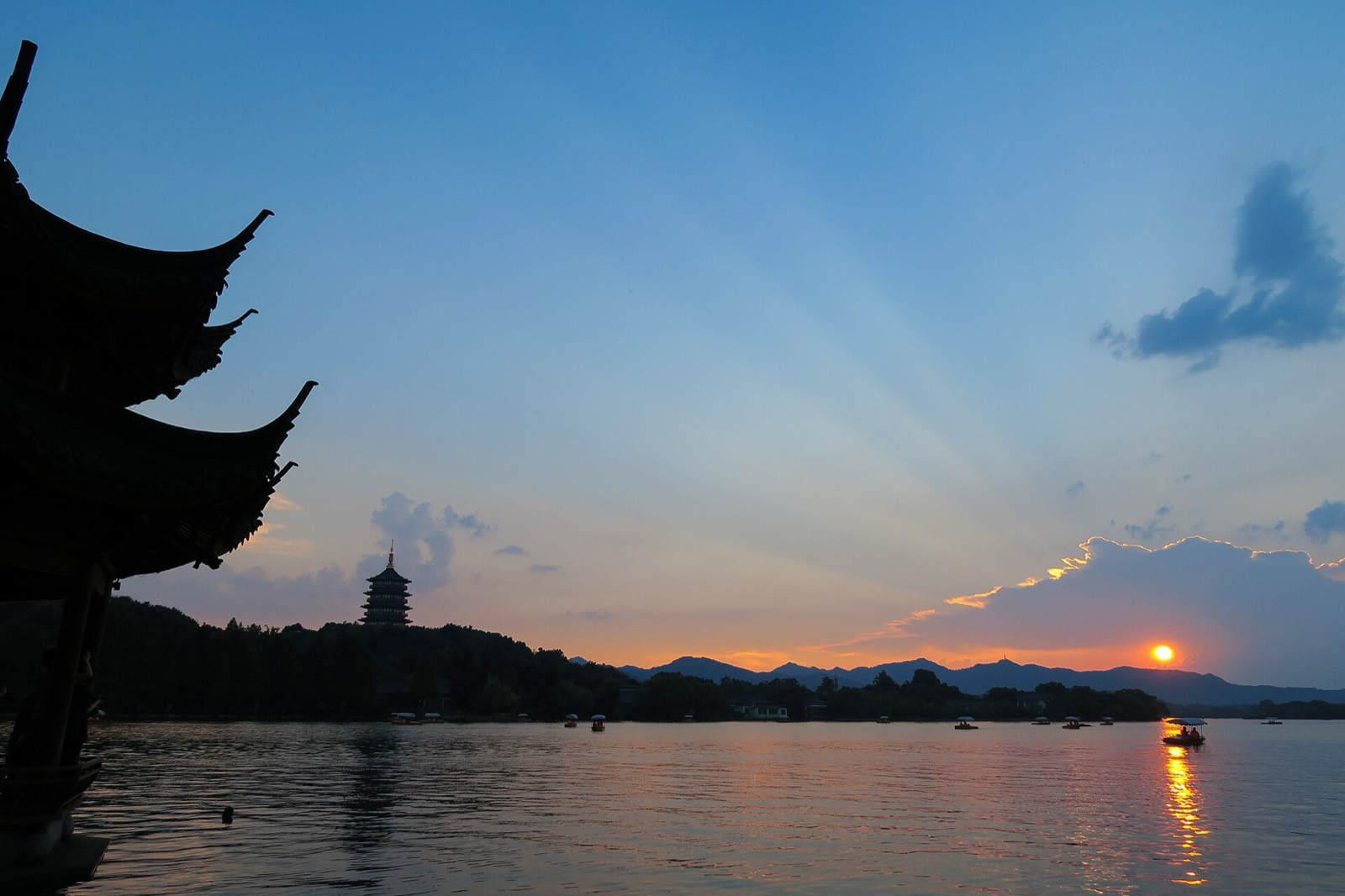 Gay Hangzhou: The Complete Guide